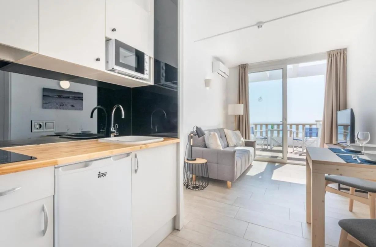 Orange Colom - Seaside Apartments Porto Colom 3*,  Espanha