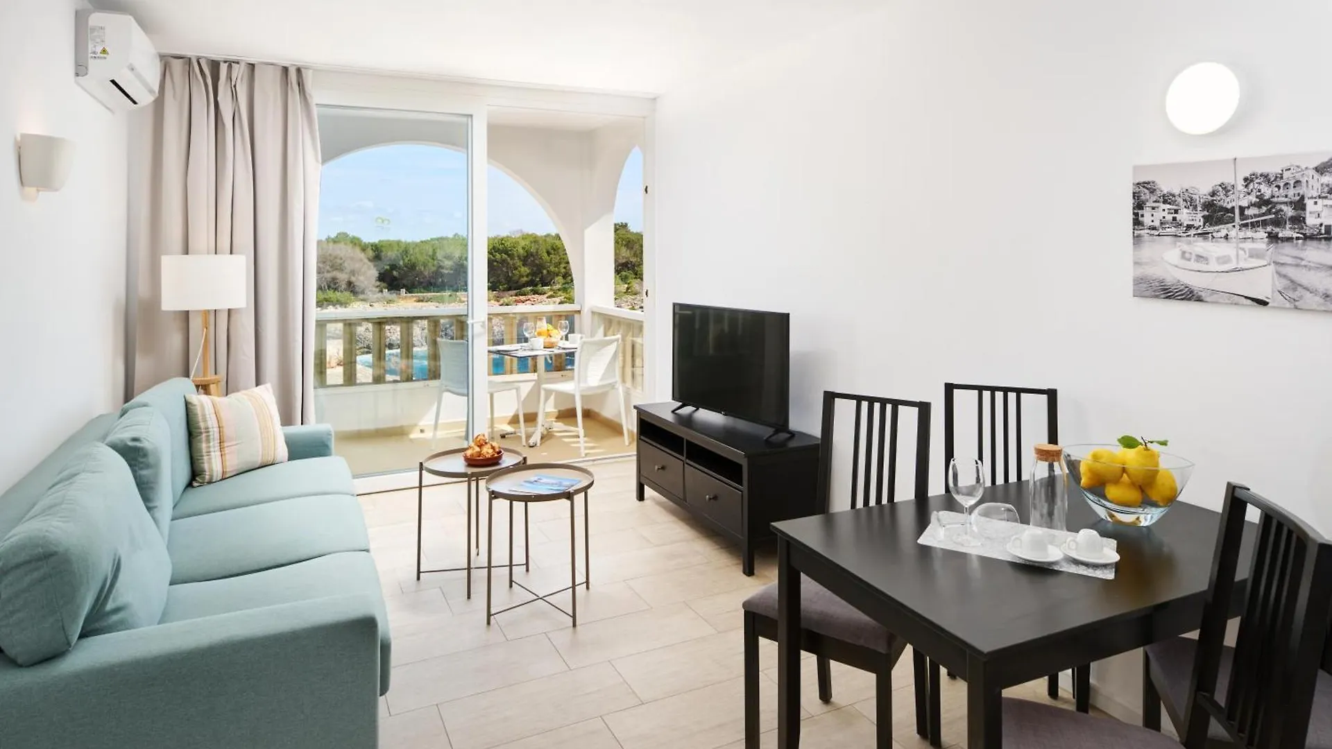 Aparthotel Orange Colom - Seaside Apartments Portocolom