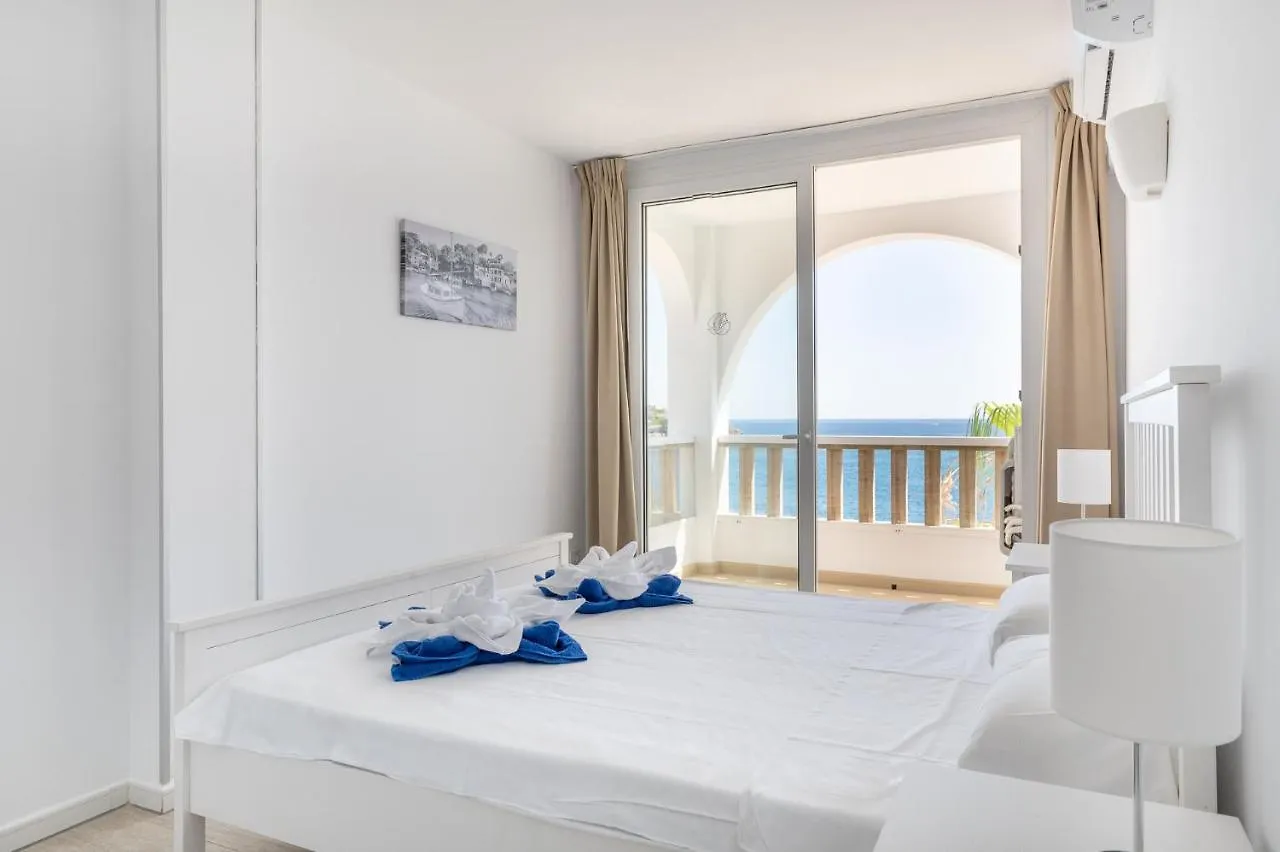 Aparthotel Orange Colom - Seaside Apartments Portocolom